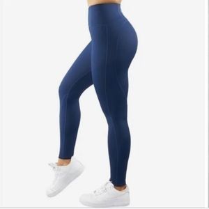 Buff Bunny Oasis Leggings - Midnight Navy - Size Large